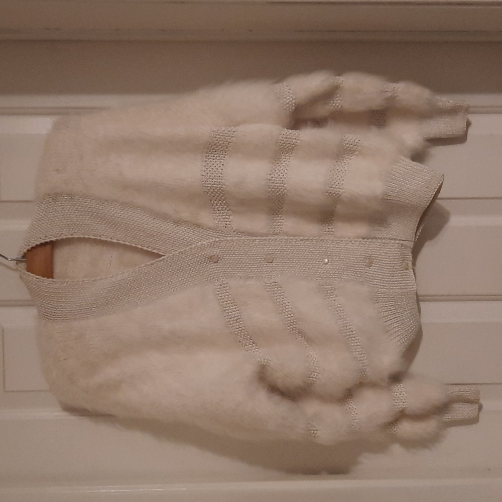Beautiful Vintage mohair sweater button up bomber style cream / off white